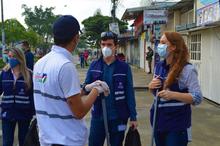 La Secretar&iacute;a de Vivienda Social y H&aacute;bitat particip&oacute; activamente en la jornada de limpieza y desinfecci&oacute;n realizada hoy (19.04.2020) en el sector La Casona, oriente de la ciudad. 