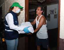 Infraestructura apoya la entrega de mercados en la comuna 19