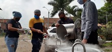 Una olla que se llena de solidaridad en el oriente cale&ntilde;o