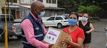 1.500 ayudas alimentarias llegaron a la Comuna 6
