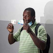 22 barrios de la comuna 11 de Cali fueron impactados solidariamente con bonos que alimentan la esperanza