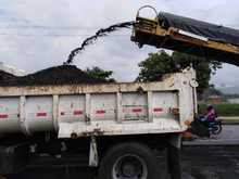 Contin&uacute;a la recuperaci&oacute;n de la capa asf&aacute;ltica en la autopista Suroriental