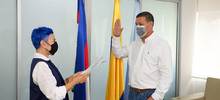 La Alcald&iacute;a hizo toma de juramento a dos colombianos por adopci&oacute;n