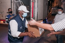 3.500 personas fueron impactadas con kits alimentarios, en la madrugada de hoy