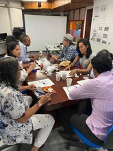 Mesa de trabajo con Instituciones adscritas