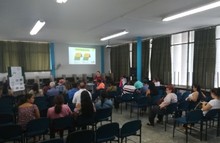 Mesa de trabajo con representantes de padres y acudientes de las IEO