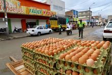 Optimismo en comerciantes de Santa Elena por intervenci&oacute;n en la plaza de mercado
