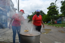 En el barrio Rep&uacute;blica de Israel tambi&eacute;n se cocina con amor