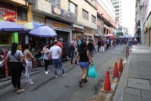 Se reporta normalidad en el centro de Cali en el primer D&iacute;a sin IVA