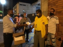 Se realiz&oacute; entrega de tapabocas a taxistas y agentes de tr&aacute;nsito