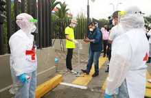 &ldquo;No se compran baratijas en tiempos de crisis&rdquo;: Jorge Iv&aacute;n Ospina