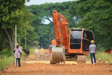 Avanzan obras de reforzamiento del dique Jarill&oacute;n para proteger a la ciudad