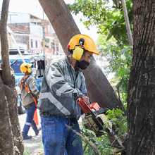 &lsquo;DAGMA al Barrio&rsquo; lleg&oacute; a la Comuna 13
