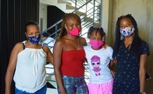 Sesenta familias beneficiarias del Jarill&oacute;n dejan atr&aacute;s un riesgo inminente al recibir su vivienda nueva  