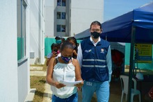 Sesenta familias beneficiarias del Jarill&oacute;n dejan atr&aacute;s un riesgo inminente al recibir su vivienda nueva  