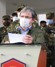 Ministro de Defensa anuncia acompa&ntilde;amiento del ej&eacute;rcito en zonas de alto riesgo de seguridad