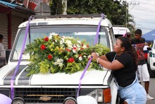 Sentida despedida a Jhaner  D&iacute;az Hern&aacute;ndez, en el barrio Llano Verde