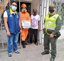 &iexcl;ENTREGA DEL #APOYOALADULTOMAYOR!