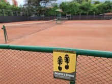 Revisan protocolos para posible apertura de canchas de tenis