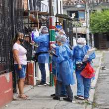 A domicilio atienden adultos mayores y personas con enfermedades de base