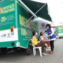 Los beneficios para los contribuyentes cale&ntilde;os ruedan por las calles del Distrito 