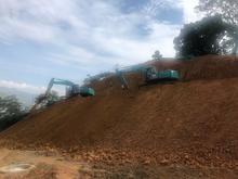 Conforman taludes en la calzada norte de la avenida Circunvalaci&oacute;n