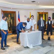 Gobierno cale&ntilde;o busca recursos para reactivar la econom&iacute;a