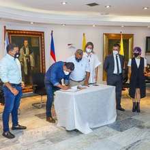 Gobierno cale&ntilde;o busca recursos para reactivar la econom&iacute;a