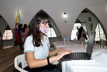 Inicia gran campa&ntilde;a de donaci&oacute;n de computadores y tabletas para 98.000 estudiantes de Cali