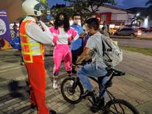 Pedagog&iacute;a de autocuidado y seguridad vial en el corredor verde de Villa Colombia