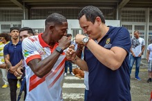 El cale&ntilde;o Jonathan &lsquo;Momo&rsquo; Romero retorna este s&aacute;bado al boxeo profesional 