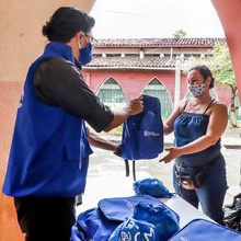 1000 estudiantes migrantes del sector oficial se beneficiarán con kits escolares