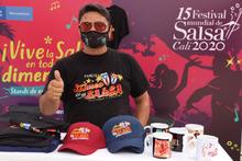 Un centenar de cale&ntilde;os particip&oacute; del Bio Bazar en el parque Obrero