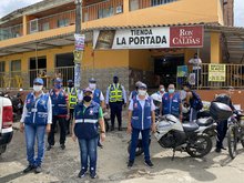 Salud P&uacute;blica hizo entrega masiva de tapabocas en el sector de Pance