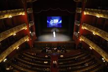 Tres obras cortas y absurdas abrieron el tel&oacute;n del 5 Festival Internacional de Teatro