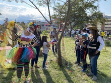 En &lsquo;P&iacute;cnic por la Vida&rsquo;, habitantes de Prados del Norte recuperaron su parque