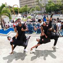 Artistas cale&ntilde;os le dicen S&Iacute; a la Feria de Cali en una manifestaci&oacute;n pac&iacute;fica