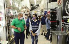 Salud P&uacute;blica inspecciona protocolos de bioseguridad en establecimientos comerciales en el d&iacute;a sin IVA