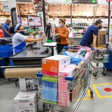 Balance positivo en el tercer d&iacute;a sin IVA en Cali