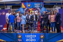 Titanes logr&oacute; su tricampeonato en una Liga de Baloncesto ejemplo para el mundo