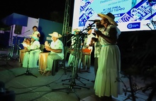 &iexcl;De pel&iacute;cula! As&iacute; fue la presentaci&oacute;n de `La Pesca del At&uacute;n Blanco&acute;