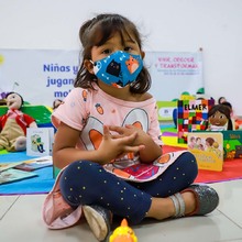 En la &lsquo;Noche de las Velitas&rsquo;, un llamado al autocuidado con la Primera Infancia