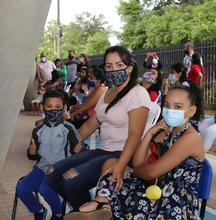 En la &lsquo;Noche de las Velitas&rsquo;, un llamado al autocuidado con la Primera Infancia