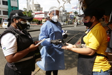 Sigue la pedagog&iacute;a anticovid en galer&iacute;as, sitios de diversi&oacute;n y parques