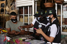 Sigue la pedagog&iacute;a anticovid en galer&iacute;as, sitios de diversi&oacute;n y parques