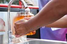 Por Cali rueda una caravana navide&ntilde;a con bioseguridad incluida