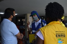 Jornada de sensibilizaci&oacute;n sobre separaci&oacute;n de residuos s&oacute;lidos en el centro de Cali 