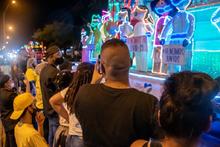 A bordo de bici, la Secretar&iacute;a del Deporte alumbr&oacute; la navidad de los cale&ntilde;os