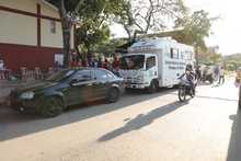 Alcalde visit&oacute; puestos m&oacute;viles dispuestos para pruebas COVID