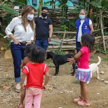 Gobierno Ospina y Save of Children llevaron ayudas a familias Wounaan Nonam